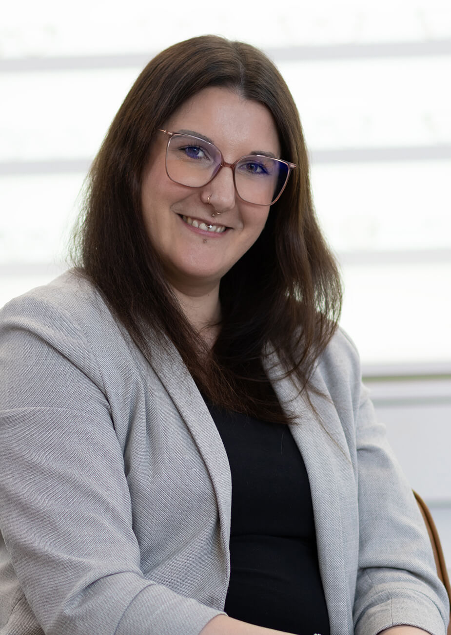 Stephanie<br>Redlich